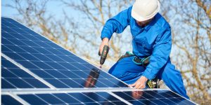 Installation Maintenance Panneaux Solaires Photovoltaïques à Quemper-Guezennec